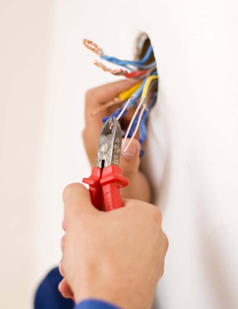 Electricians Surbiton, Tolworth, Long Ditton, KT6